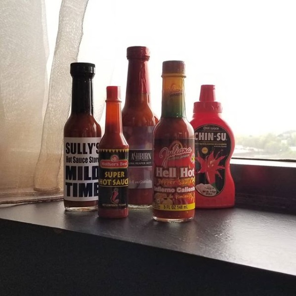 SullysHotSauceStore sauces assemble
